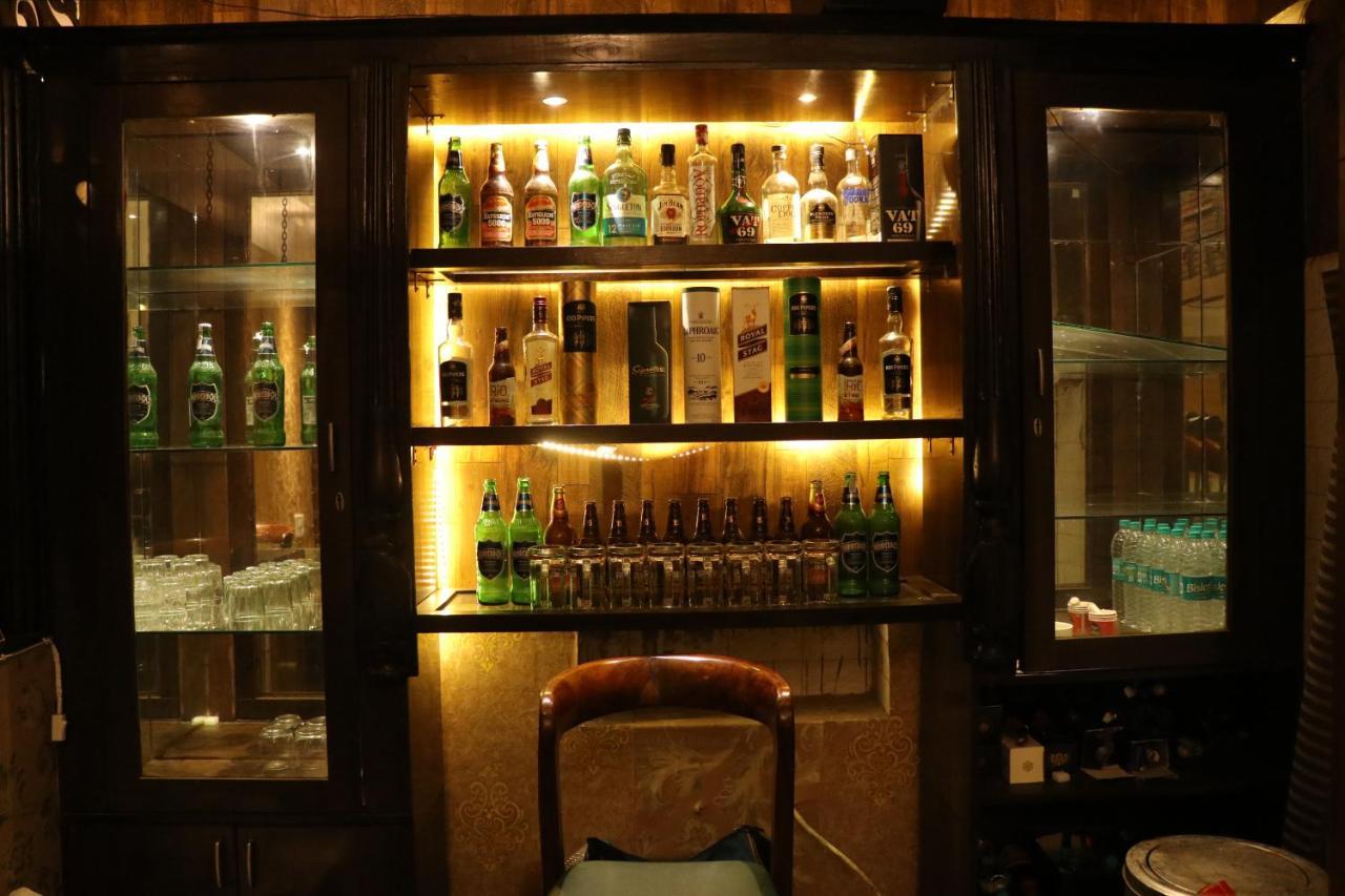 Hotel Pushap Palace Patiāla Екстериор снимка