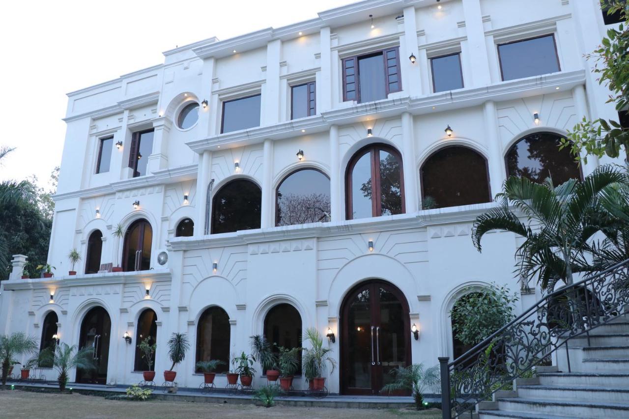 Hotel Pushap Palace Patiāla Екстериор снимка
